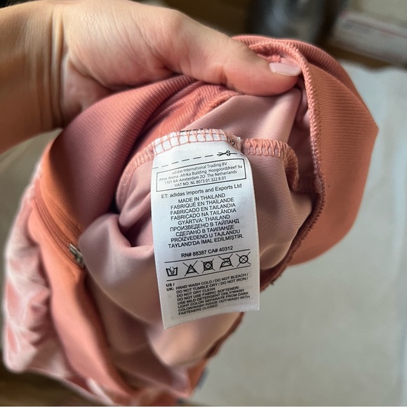 Adidas Women’s Velour Velvet Vibes Track Jacket Sz M pink soft logo fall casual - Picture 10 of 10